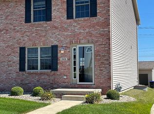 1908 Glenbridge Rd, Bloomington, IL 61704