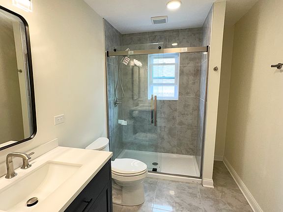 5th image of 4535 N Moody Ave #1