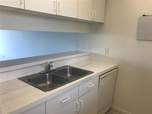 3rd image of 3236 NW 103rd Terrace #303-B