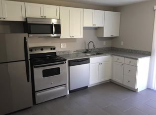 65 Worcester Rd APT 53, Charlton, MA 01507