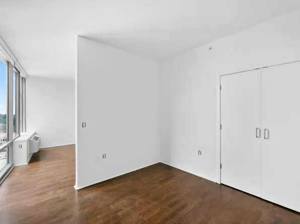 2030 Hudson Street image 238 of 284