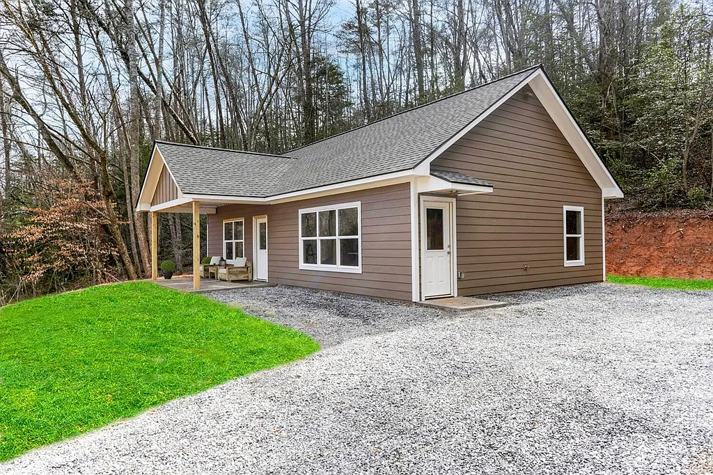 Building Photo - 248 Avery Acres Loop