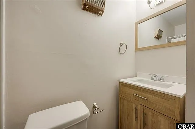 3 bed, 960 sqft, $2,600 — Photo 2