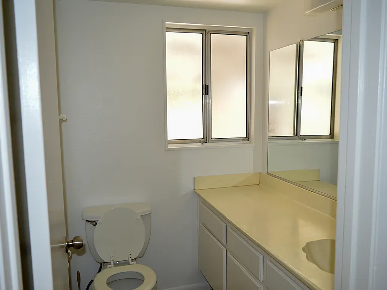 11249 Heathrow Dr — Photo 7