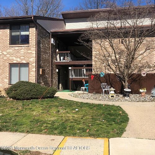 1st image of 164 Cross Slope Ct Unit B