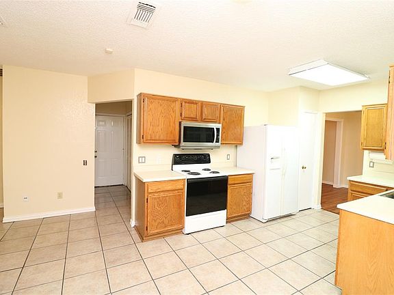 4th image of 3721 Chaddybrook Ln