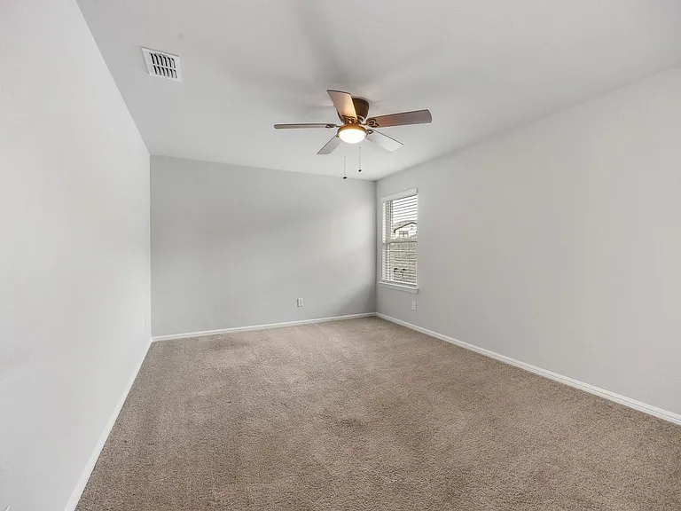 223 Miramar Ave — Photo 13