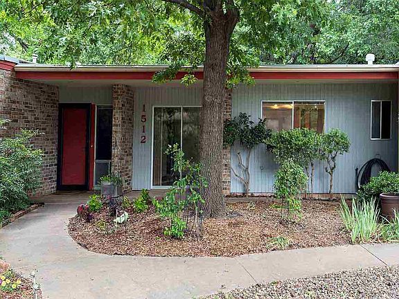2nd image of 1512 N Wildwood Ct