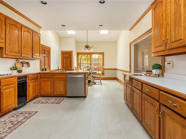 830 Cramac Dr — Photo 19