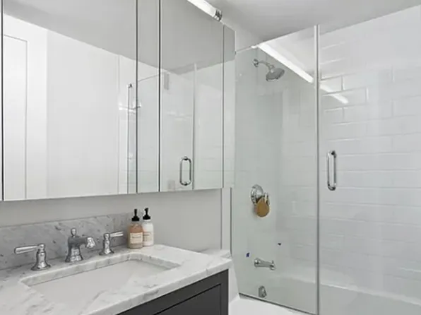 200 East 94th Street image 17 of 25