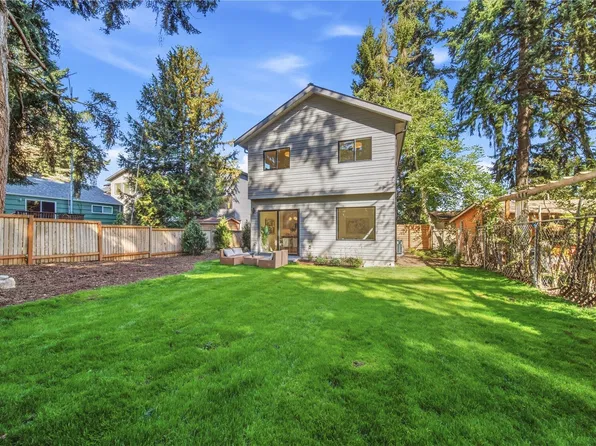 14338 Bagley Avenue N unit B, Seattle, WA 98133