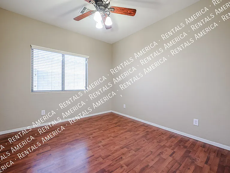 7414 N 88th Ln — Photo 20