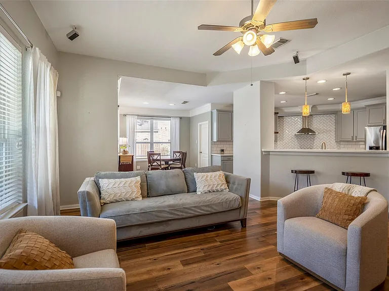 17603 Fall River Pass Ct — Photo 15