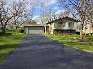 6125 S Kilkenny Dr, Crystal Lake, IL 60014