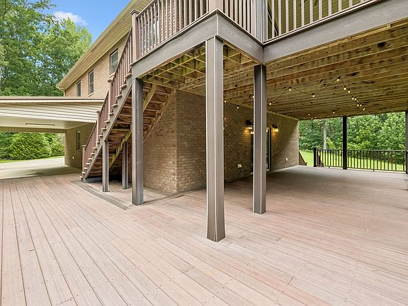 5th image of 627 Oak Shadow Dr