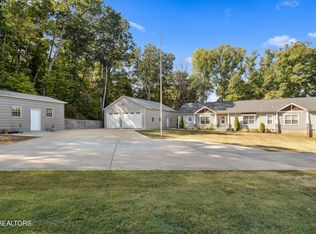 1900 Schaeffer Rd, Knoxville, TN 37932