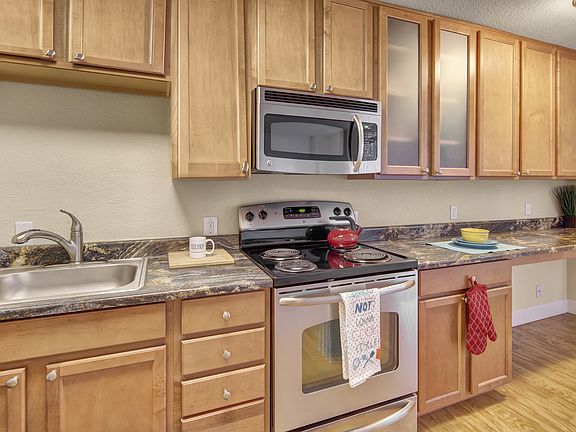 4th image of 230 W 14th Ave #309