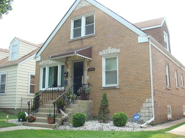 1st image of 3854 N Pioneer Ave