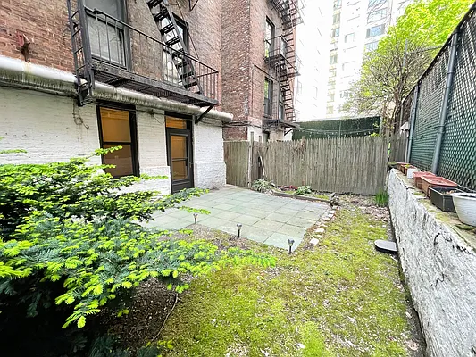 Rented by Urban Real Estate Inc | media 11