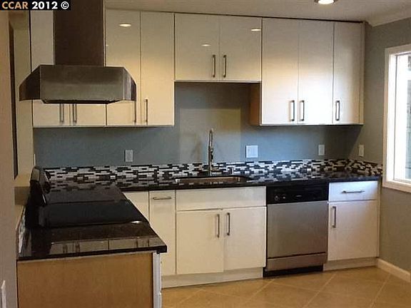 4th image of 6101 Bernhard Ave #A