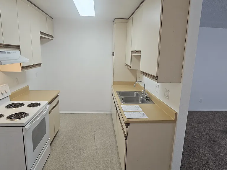 3242 W Orange Ave #7 — Photo 7