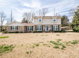 2114 Crimson Dr, Dalton, GA 30720