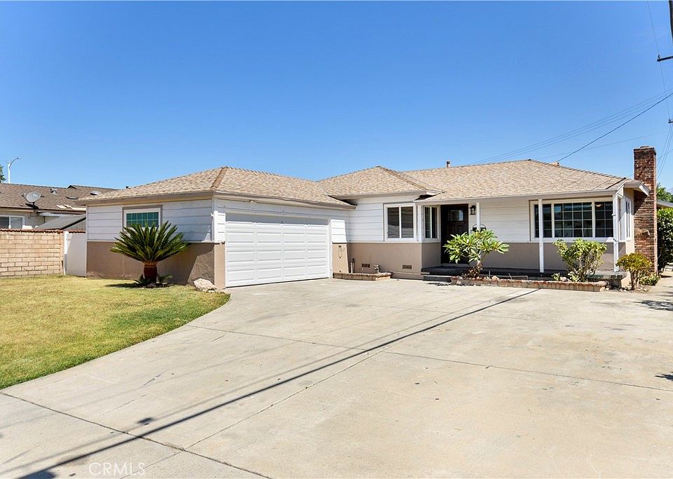 1st image of 16709 E Edna Pl