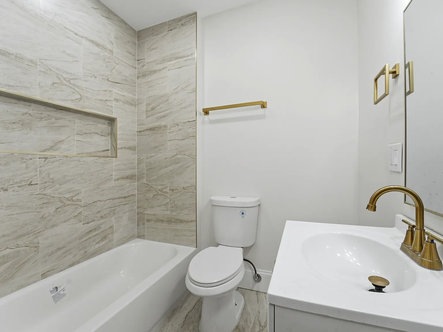 5155 Wyalusing Ave — Photo 3