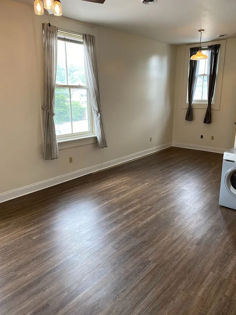 Available August 2027 Large Studio Apartment — Photo 4