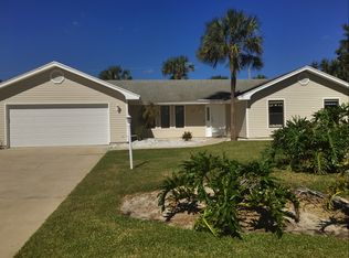 390 10th St SW, Vero Beach, FL 32962