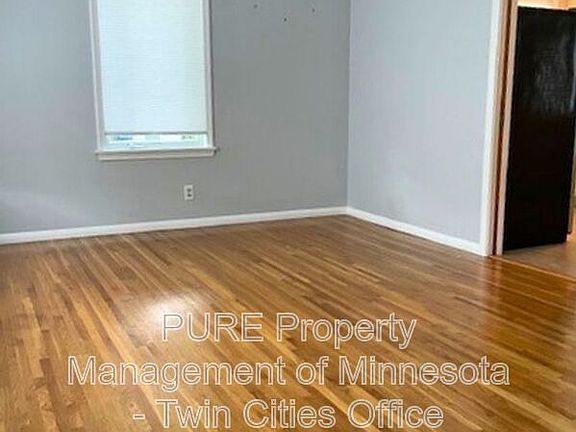 3rd image of 526 Otis Ave