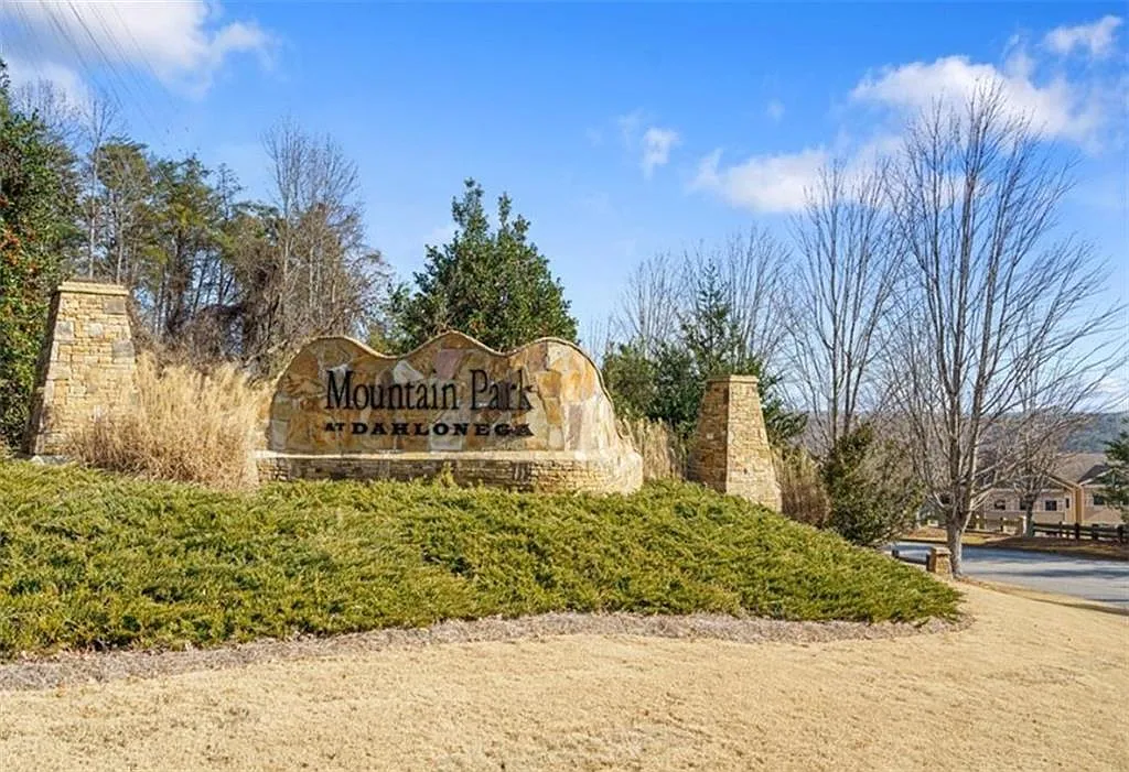 Building Photo - 445 Stoneybrook Dr