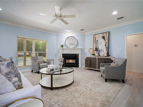 2nd image of 9270 Parliament Cir