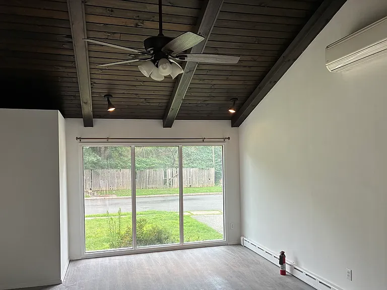 605 Briarcliff Ave #1 — Photo 5