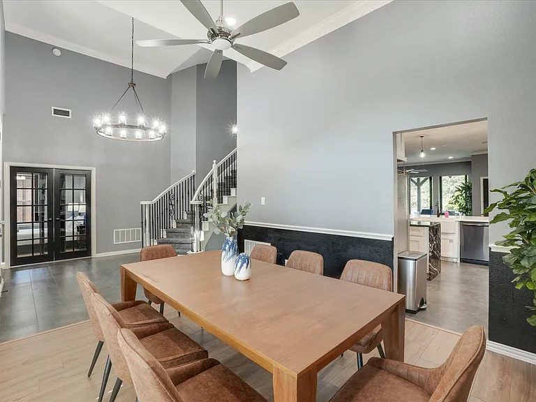 2305 Clearview Ct — Photo 18
