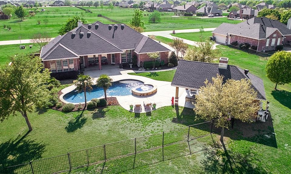 1st image of 10222 Dennehy Dr