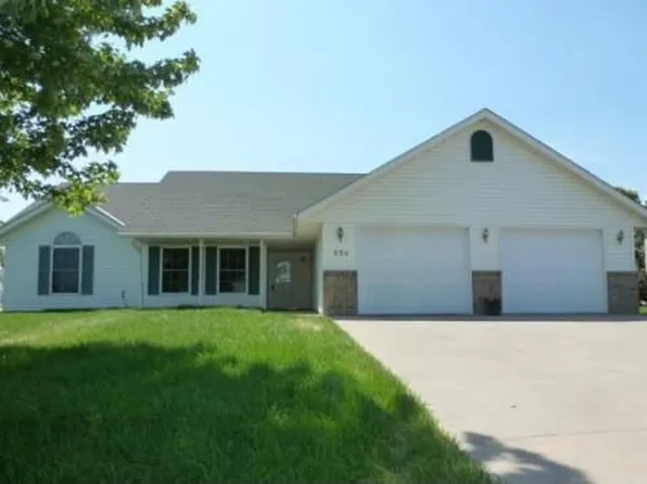 624 Acacia Dr S, Annandale, MN 55302