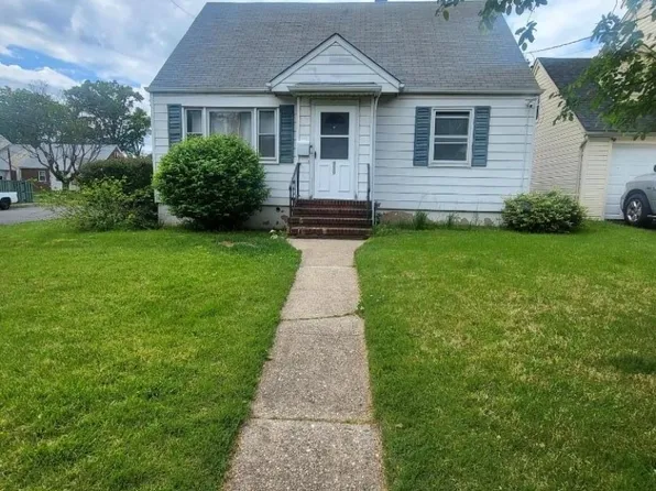 350 Elmwood Ter, Linden City, NJ 07036