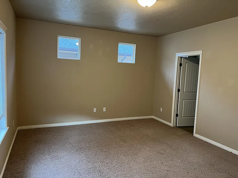 1307 W Sanetta St — Photo 12