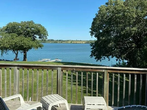 5218 Waterfront Dr, Browns Valley, MN 56219