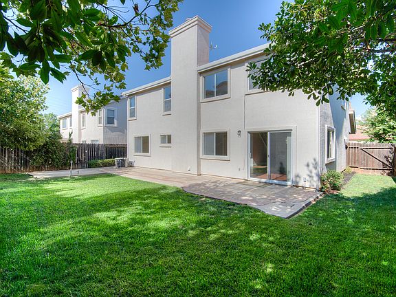 2nd image of 4020 Monte Verde Dr