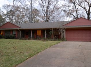 47 Summit Ridge Dr, Brandon, MS 39042