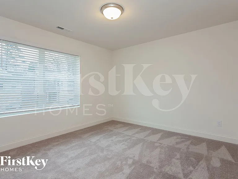 9529 Blue Knoll Ct — Photo 12