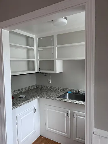 581 Forest Ave #1B Photo 1