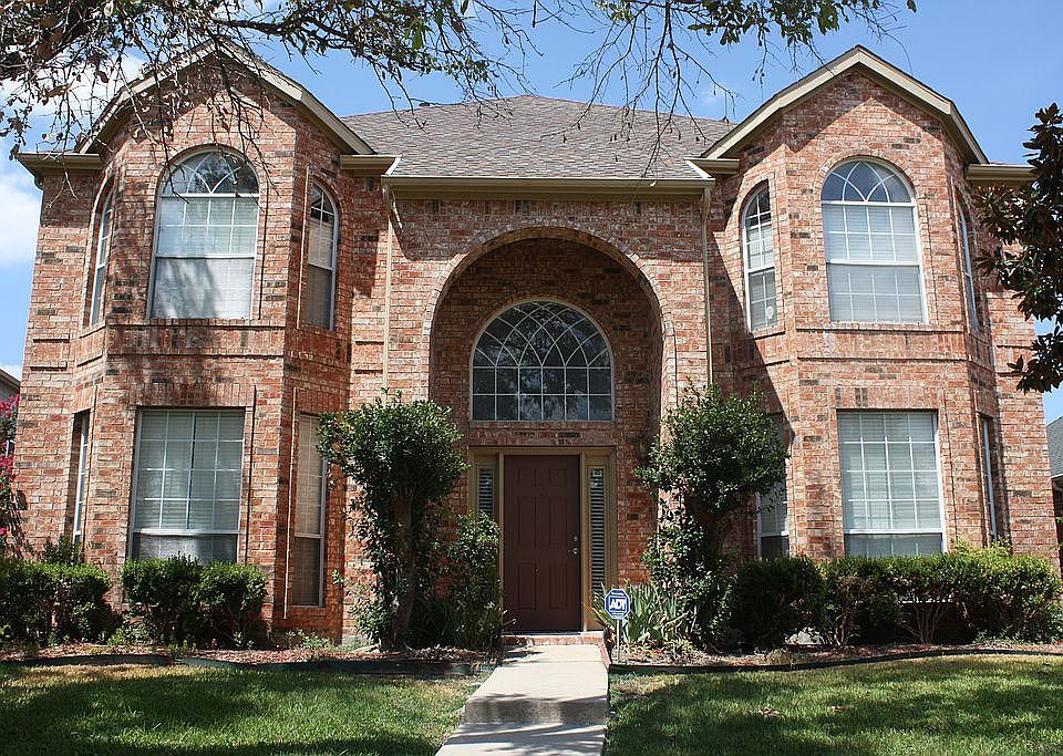 1st image of 2409 Cimmaron Dr