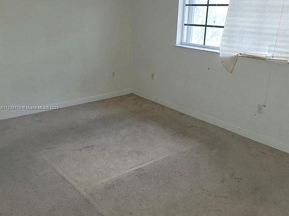 4th image of 2720 NE 3rd Dr Unit 202