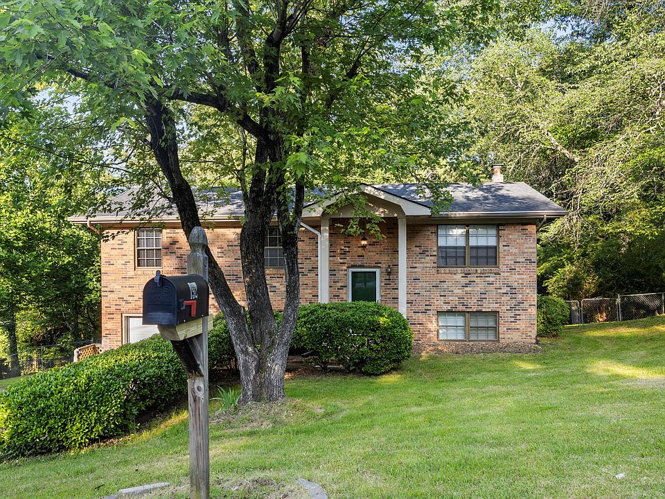 1st image of 192 Laurelwood Cir