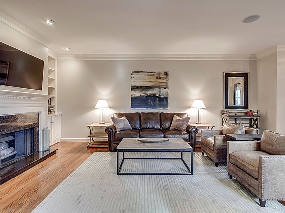 4th image of 374 Elmington Ave