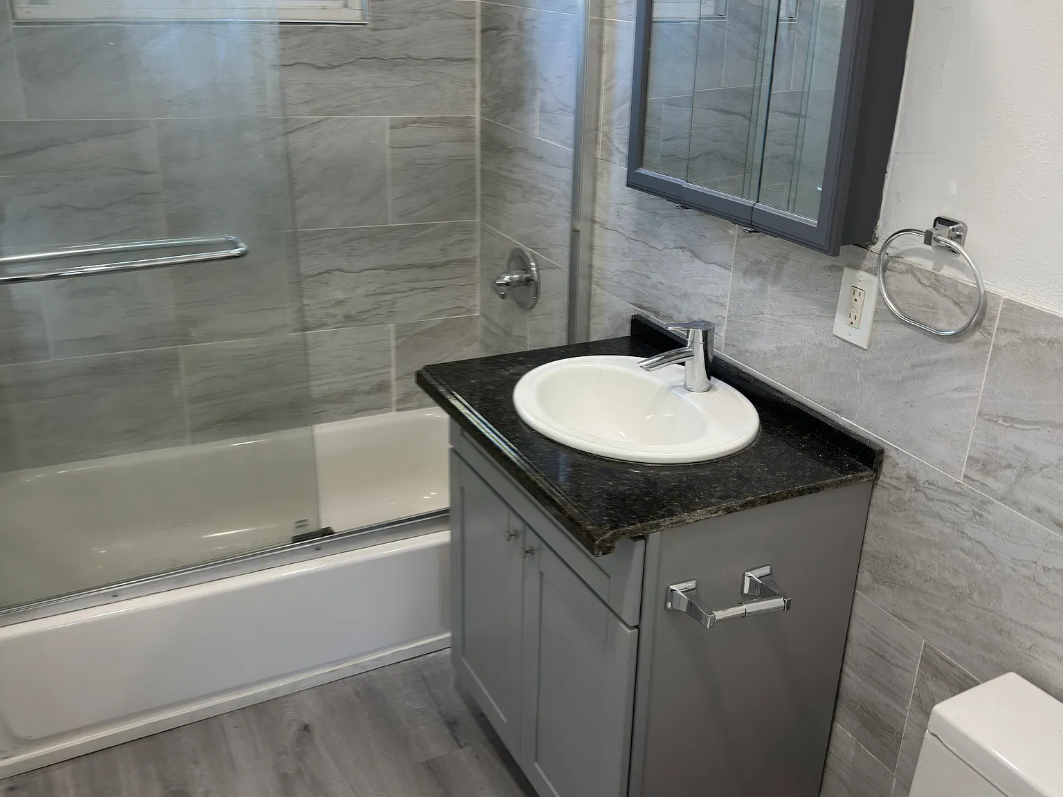1 bed, 700 sqft, $1,795 — Photo 2