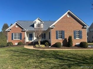 8762 Roberta Rd, Mechanicsville, VA 23116